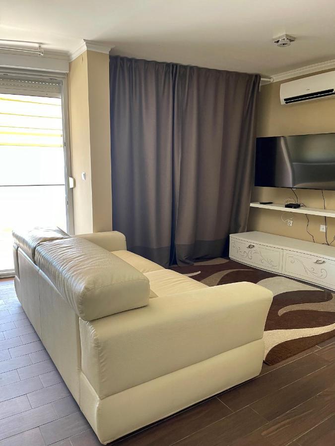 פטרצ'אנה Apartments Prestige מראה חיצוני תמונה