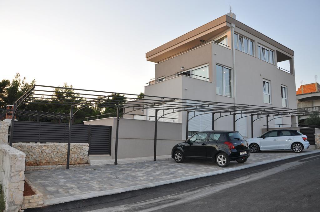 פטרצ'אנה Apartments Prestige מראה חיצוני תמונה