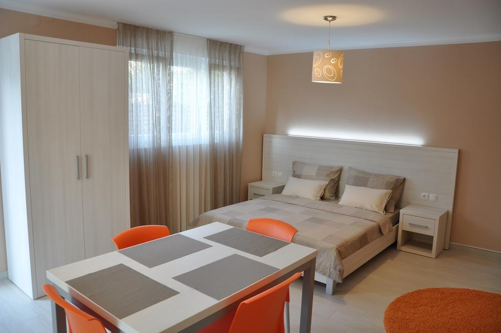פטרצ'אנה Apartments Prestige מראה חיצוני תמונה