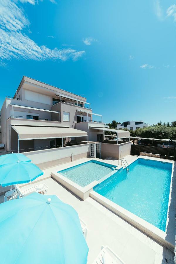 פטרצ'אנה Apartments Prestige מראה חיצוני תמונה