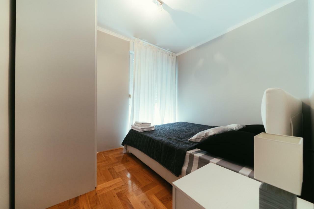 פטרצ'אנה Apartments Prestige מראה חיצוני תמונה
