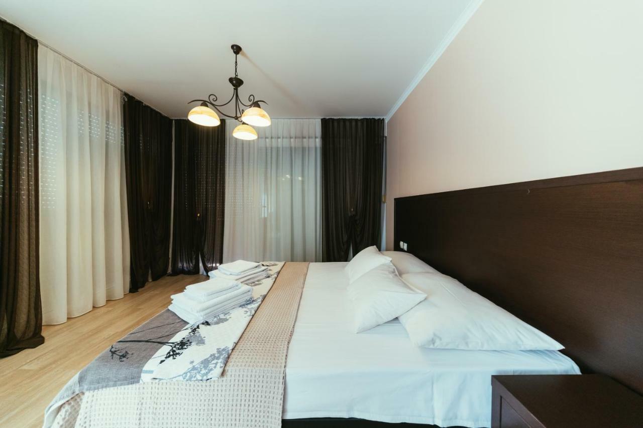 פטרצ'אנה Apartments Prestige מראה חיצוני תמונה
