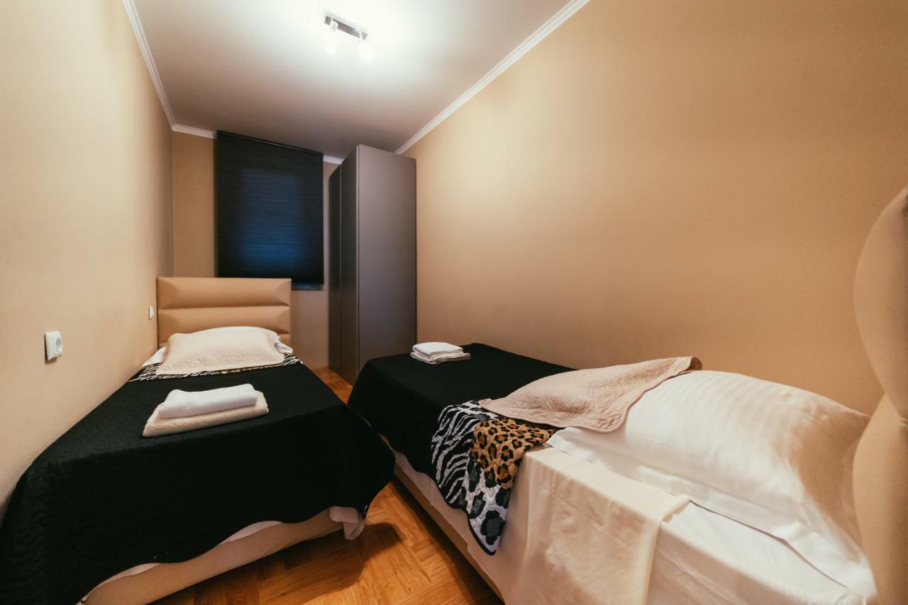 פטרצ'אנה Apartments Prestige מראה חיצוני תמונה