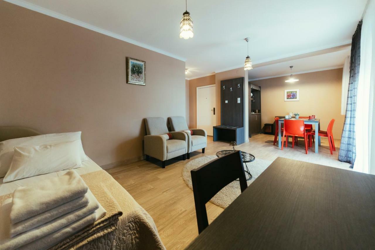 פטרצ'אנה Apartments Prestige מראה חיצוני תמונה