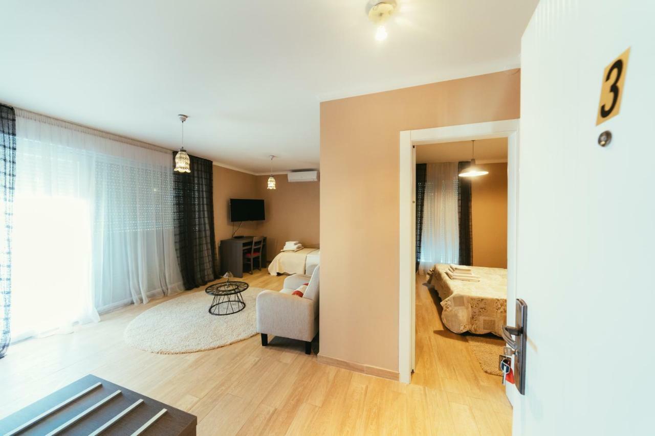 פטרצ'אנה Apartments Prestige מראה חיצוני תמונה