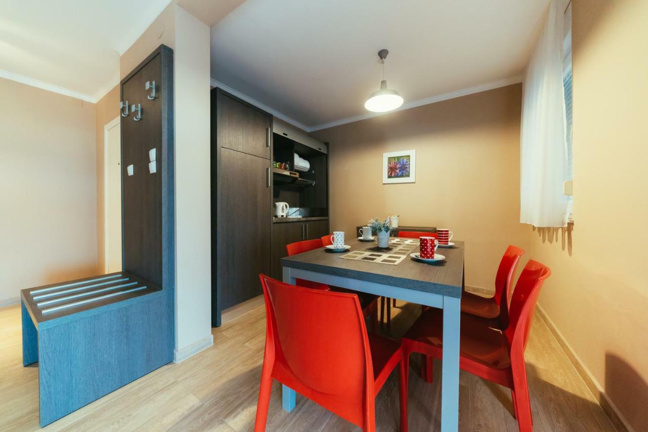 פטרצ'אנה Apartments Prestige מראה חיצוני תמונה