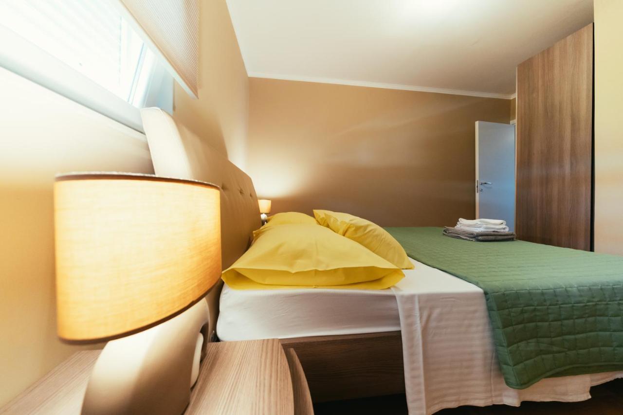 פטרצ'אנה Apartments Prestige מראה חיצוני תמונה